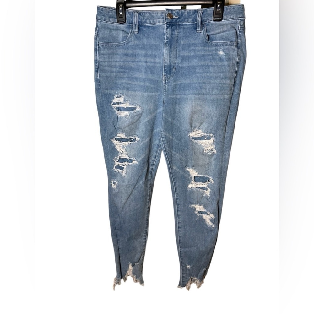 American Eagle Women’s 360 Next Level Stretch Super Hi Rise distressed Jeggings